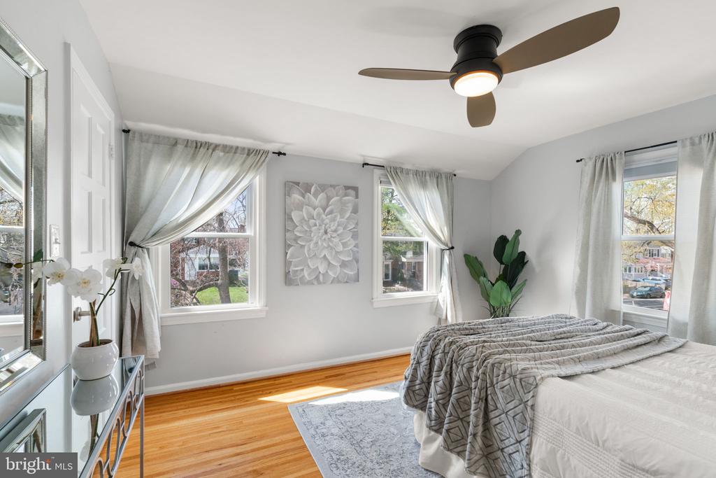 6021 WILLIAMSBURG ROAD