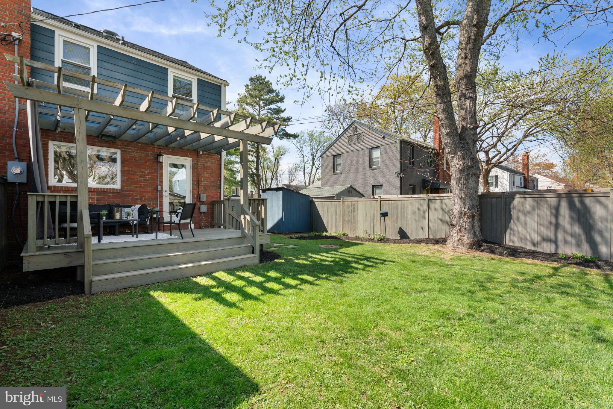 6021 WILLIAMSBURG ROAD