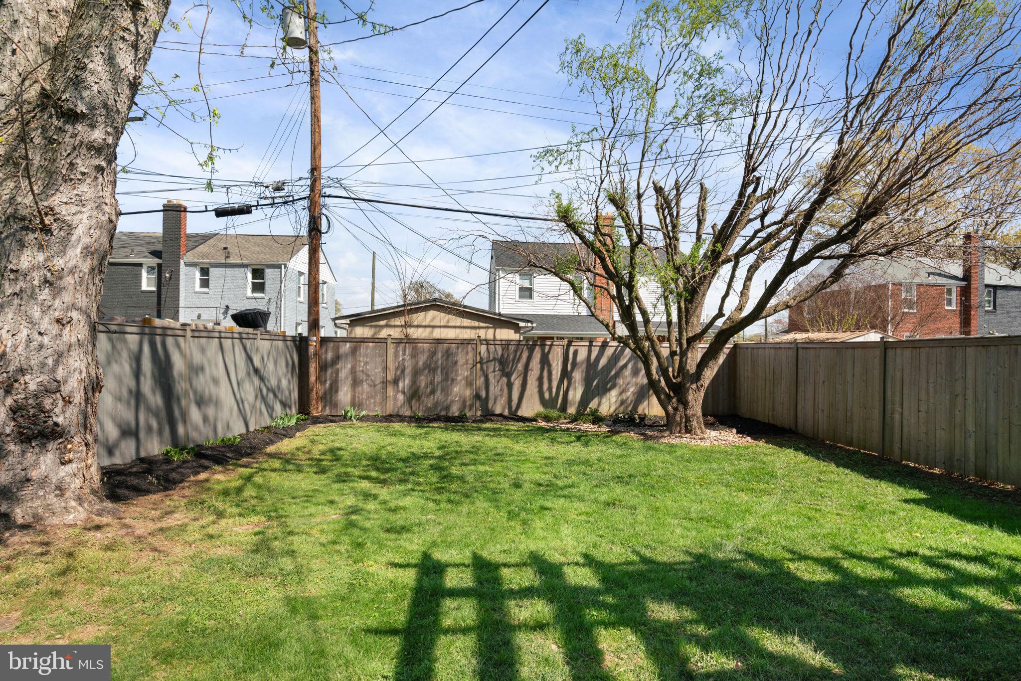 6021 WILLIAMSBURG ROAD