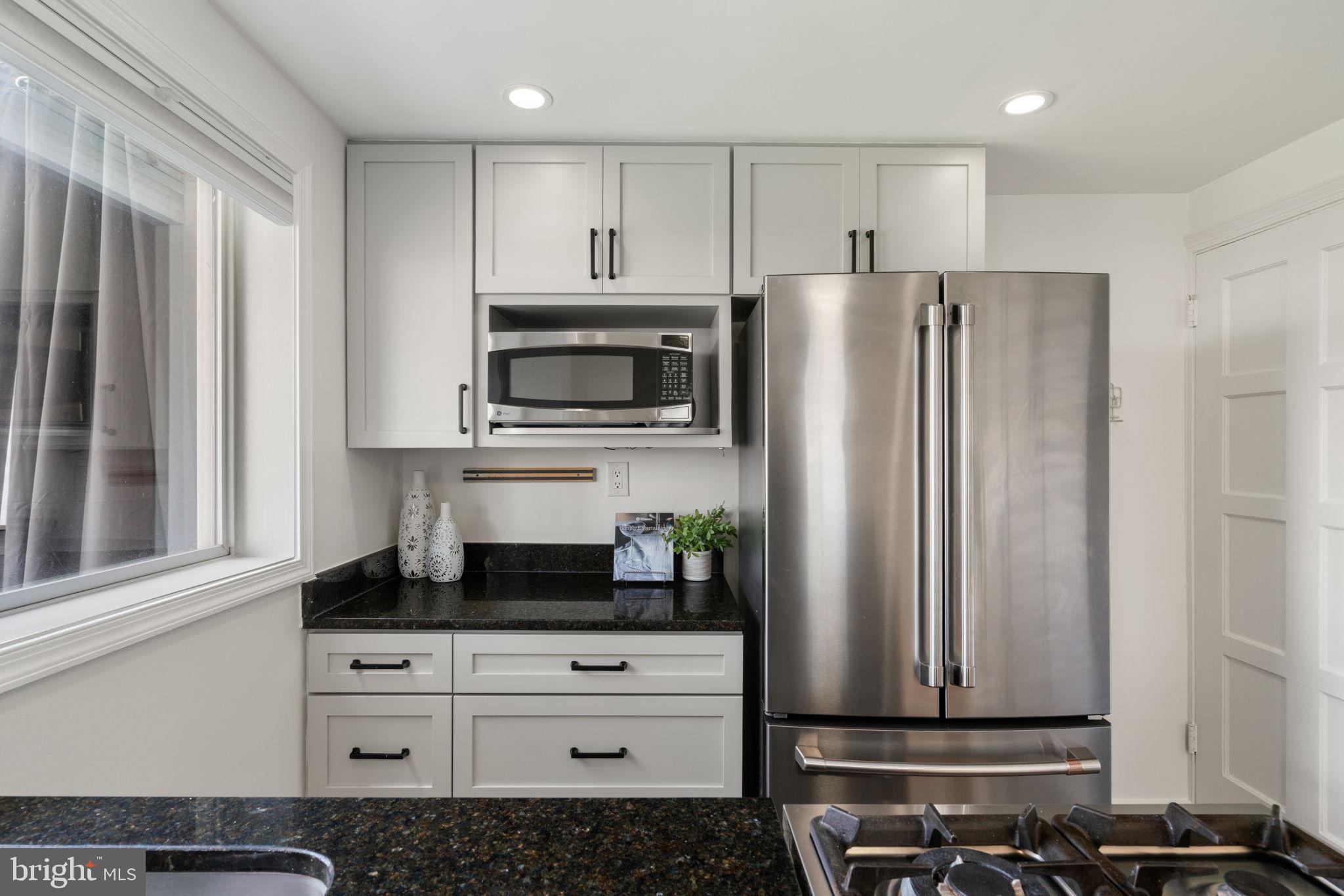 6021 WILLIAMSBURG ROAD