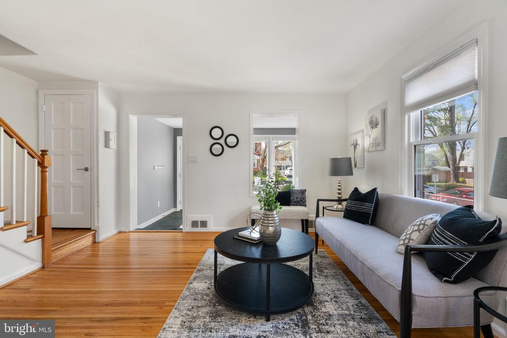 6021 WILLIAMSBURG ROAD