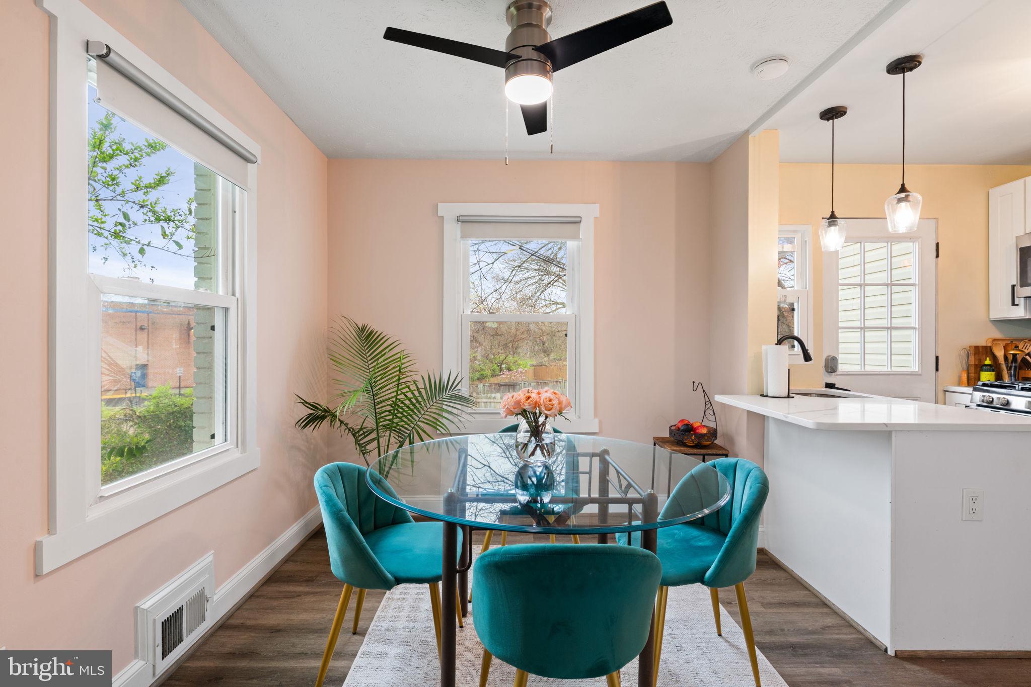 6106 N KINGS HIGHWAY