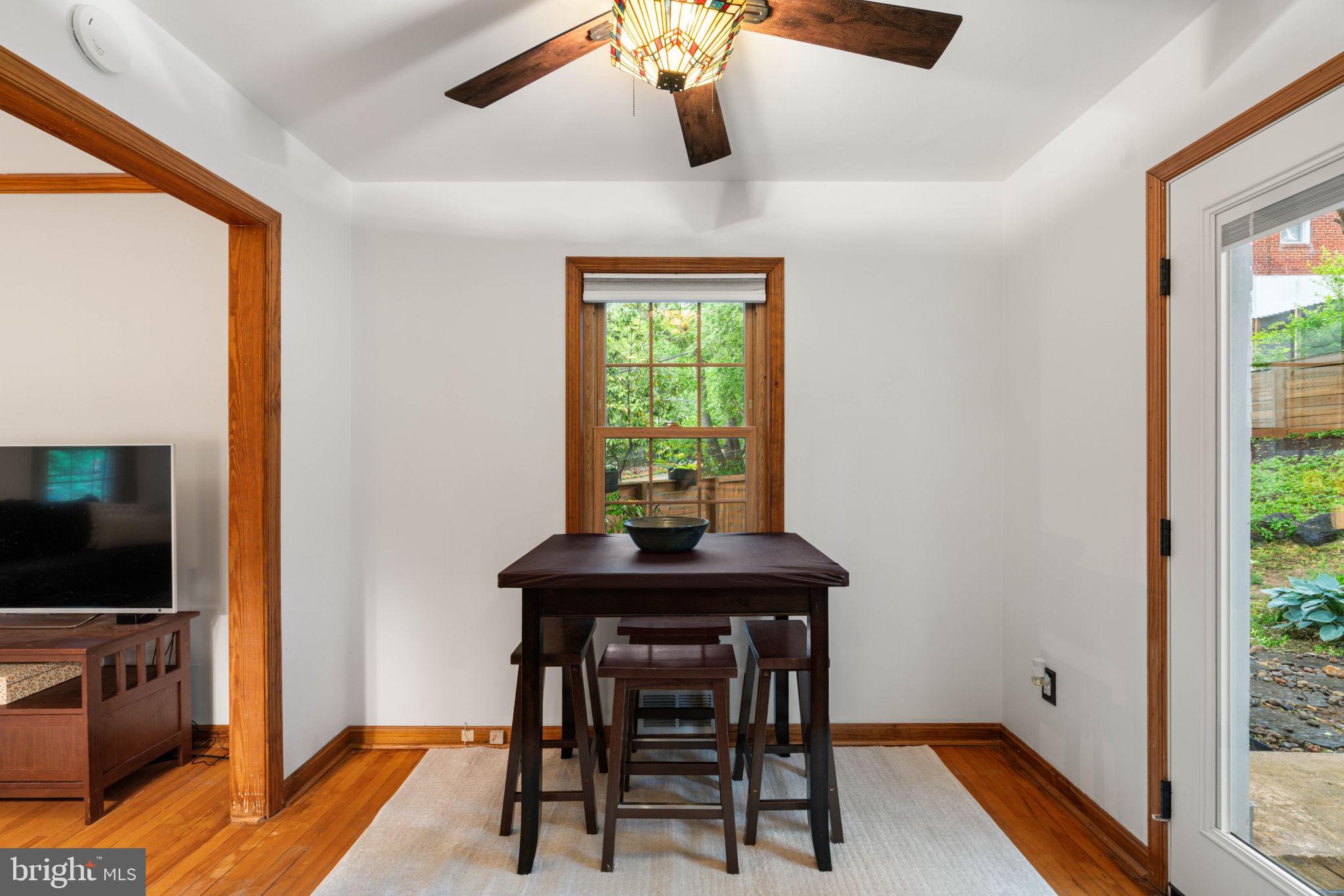 5823 MONTICELLO ROAD