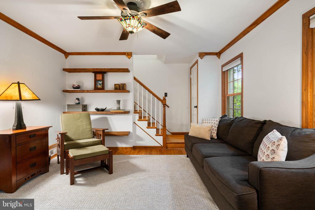 5823 MONTICELLO ROAD