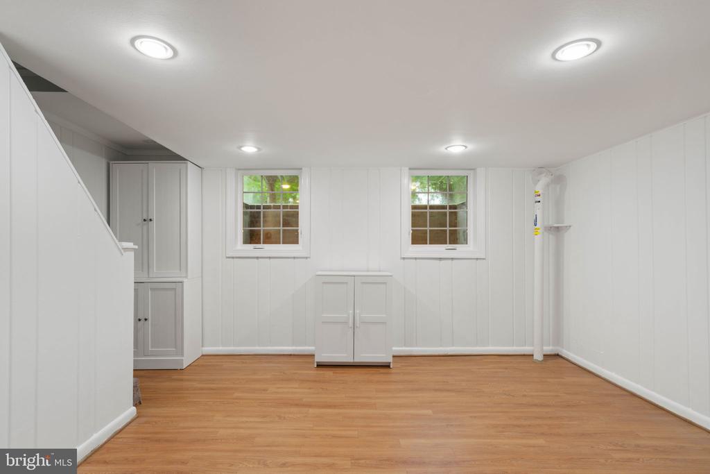 5823 MONTICELLO ROAD