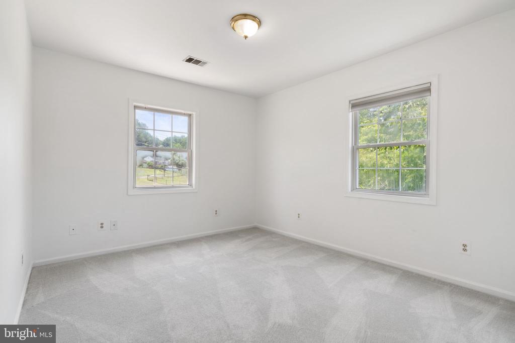 3600 OAKWOOD LANE