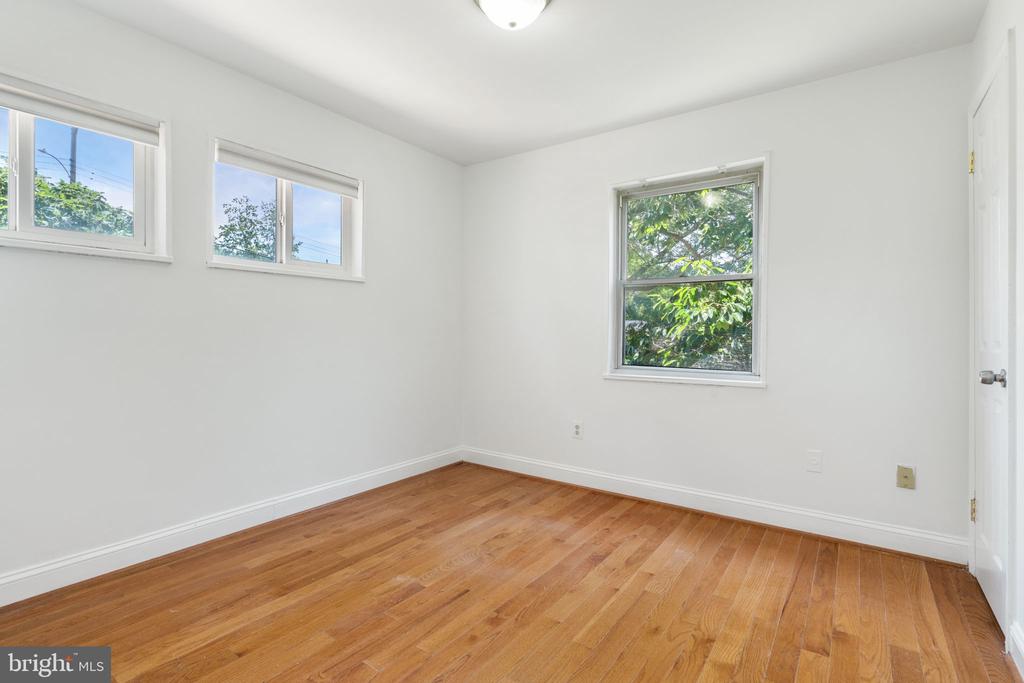 3600 OAKWOOD LANE