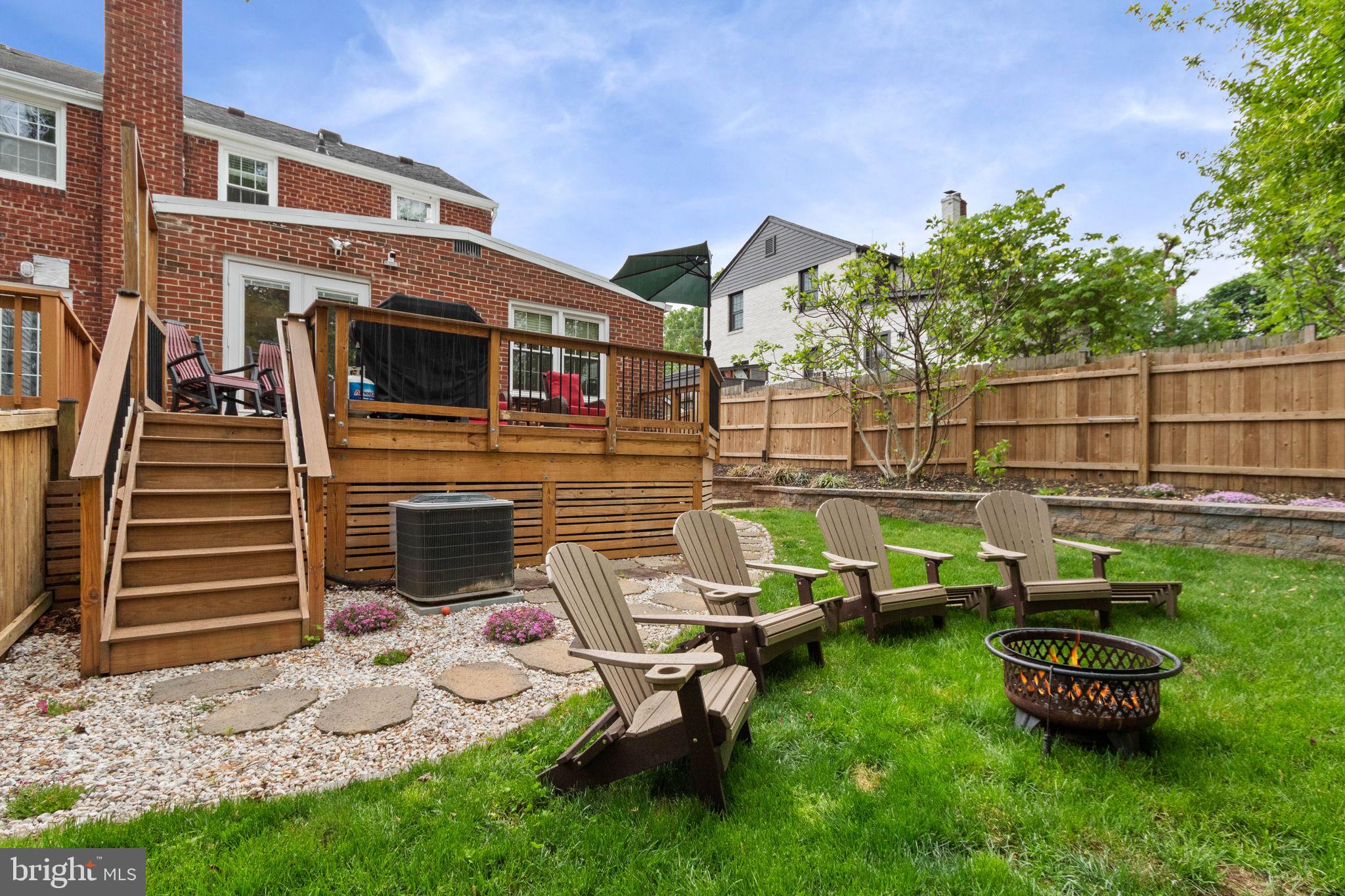 5834 EDGEHILL DRIVE