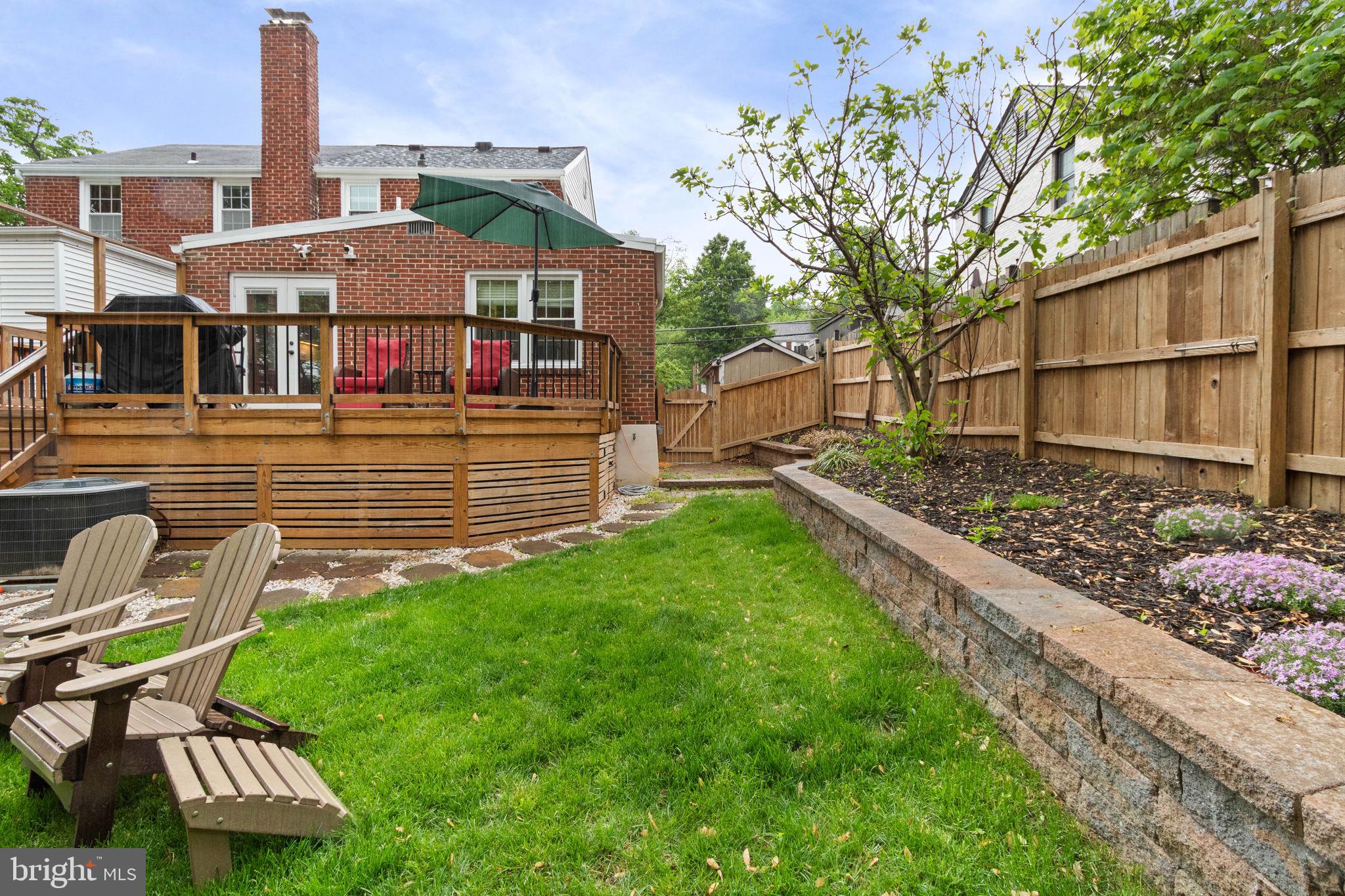 5834 EDGEHILL DRIVE