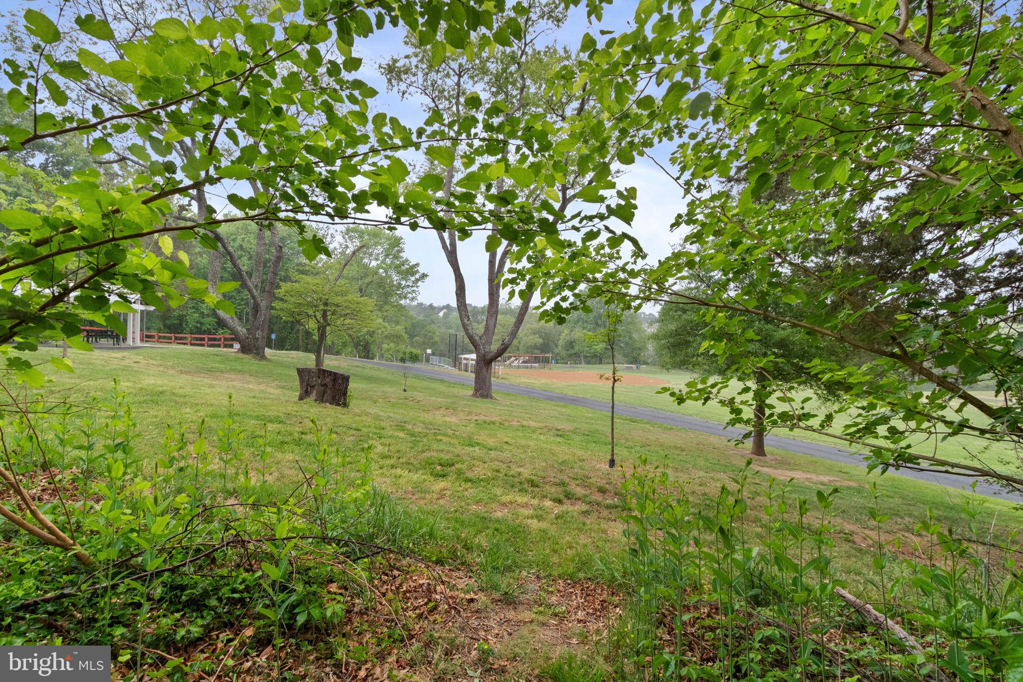 5834 EDGEHILL DRIVE