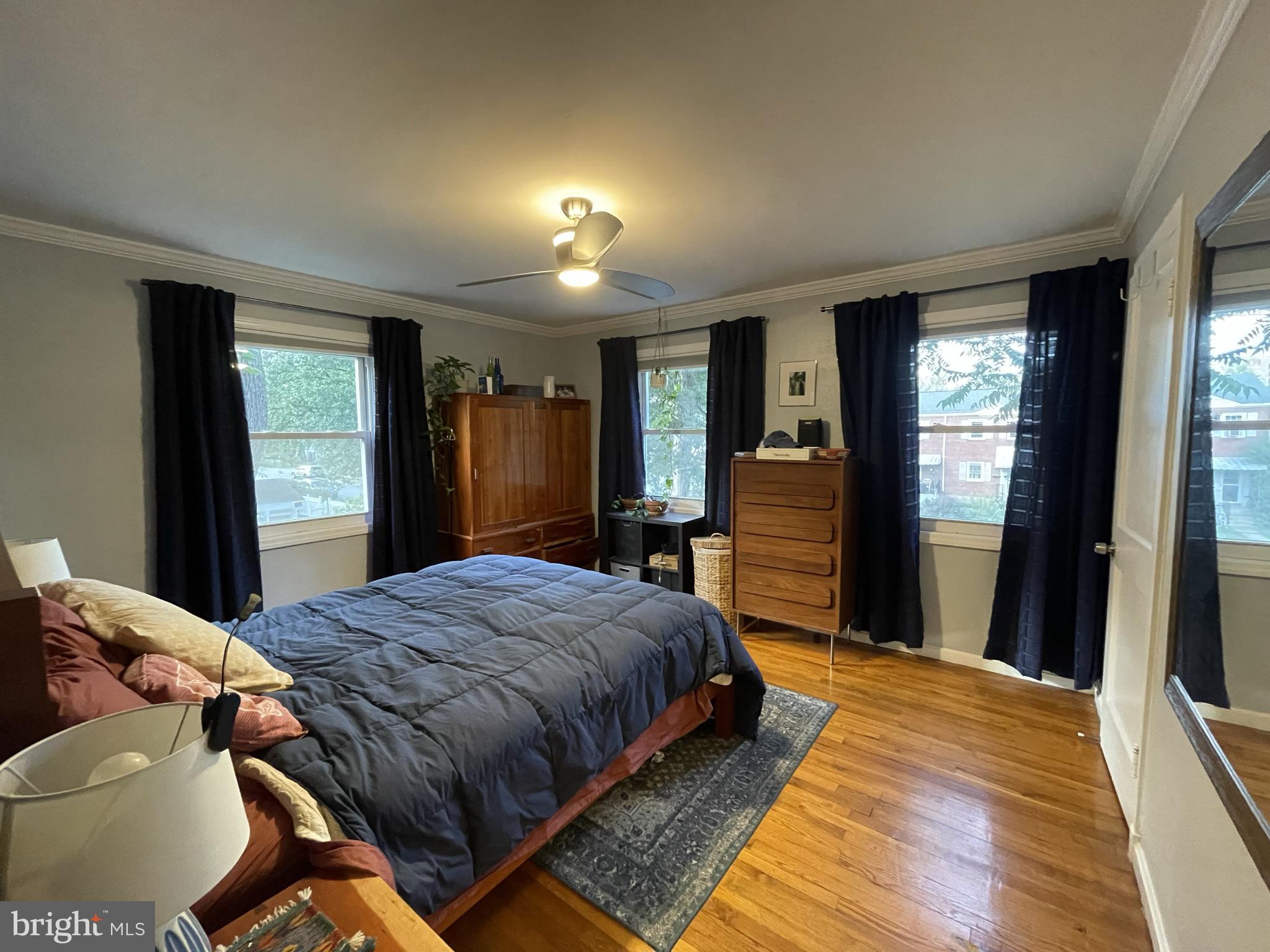 2221 ARLINGTON TERRACE