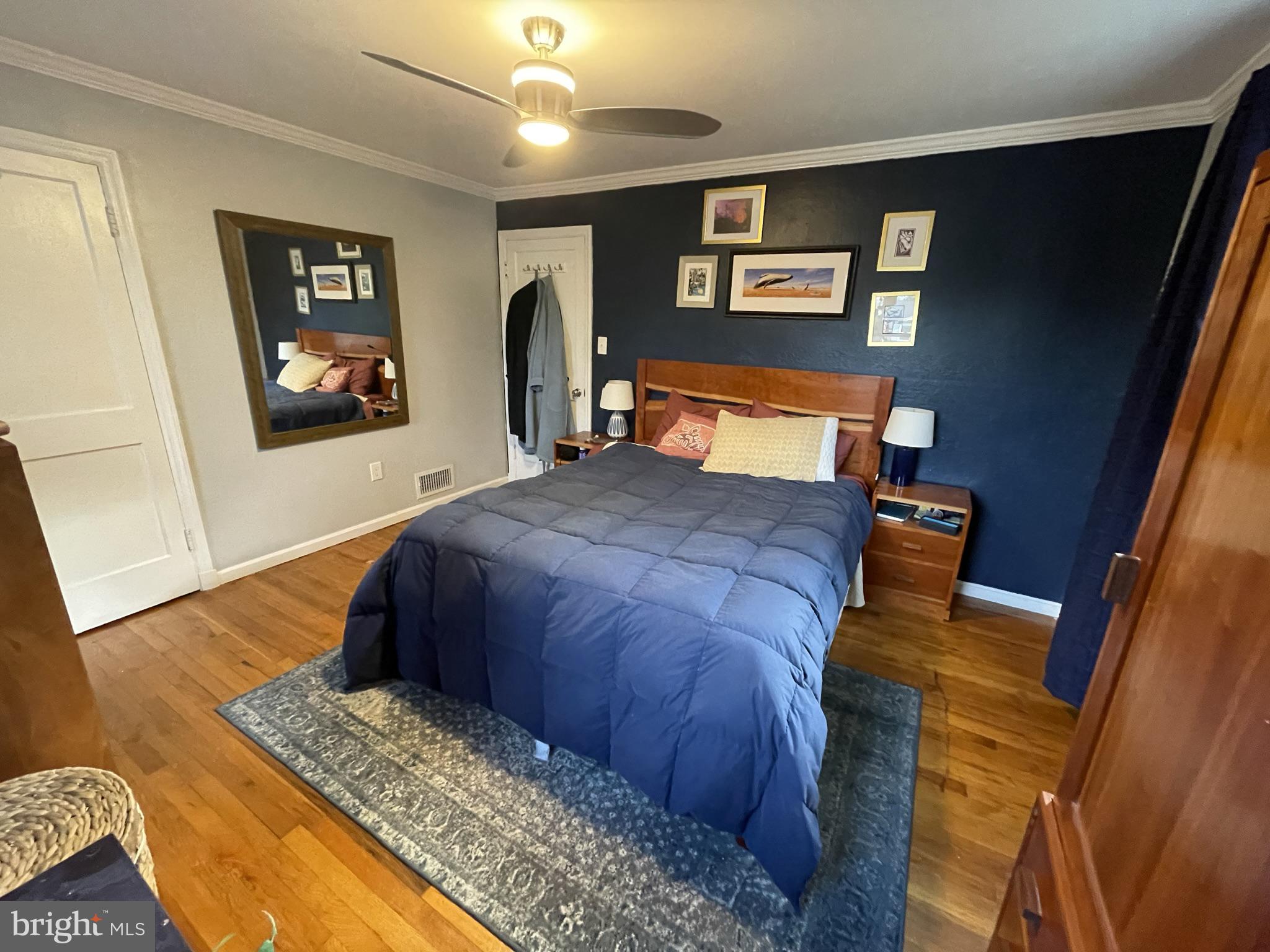 2221 ARLINGTON TERRACE