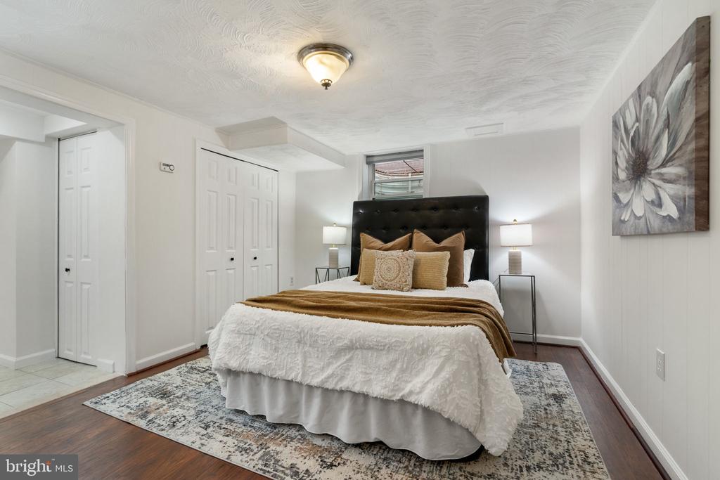 2720 JEFFERSON DRIVE