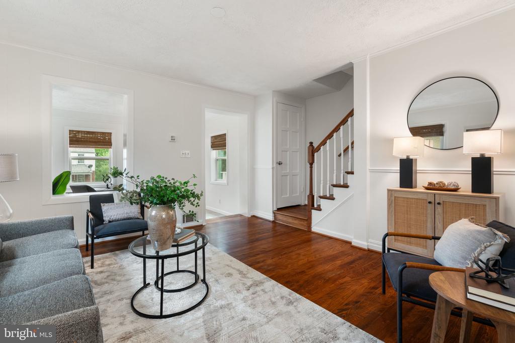 2720 JEFFERSON DRIVE