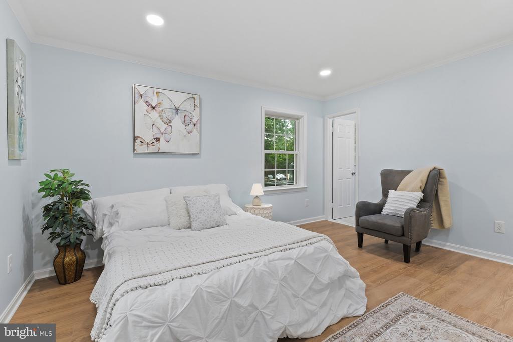 3801 MARGAY COURT