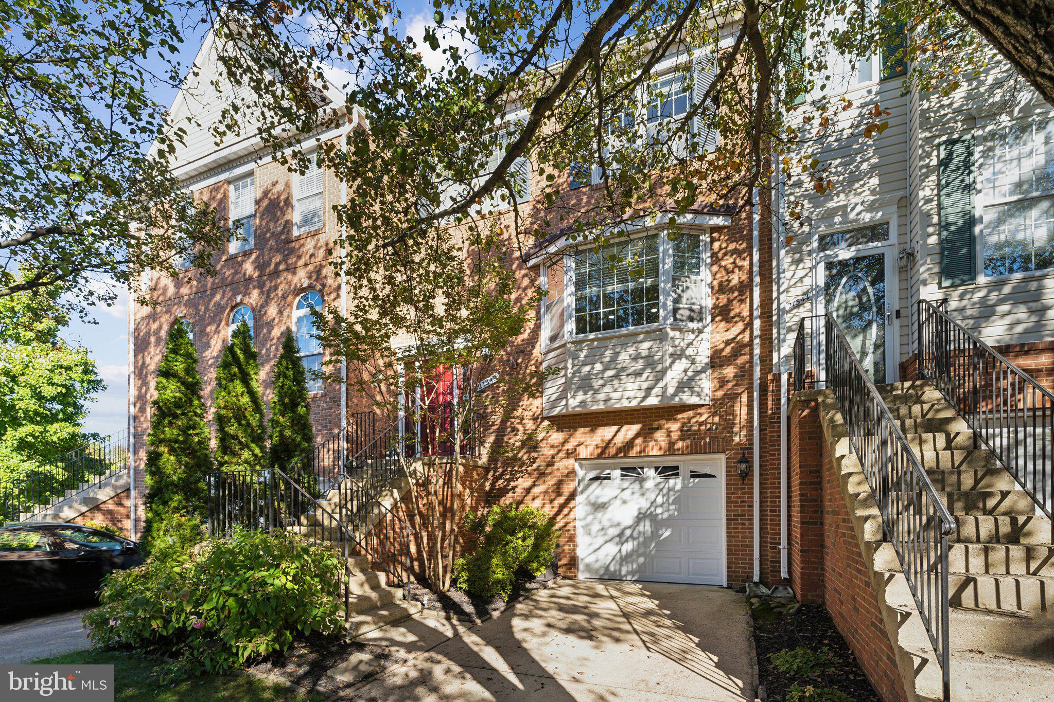 21342 SAWYER SQUARE