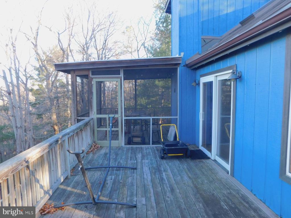 755 MOONSHINE HOLLOW