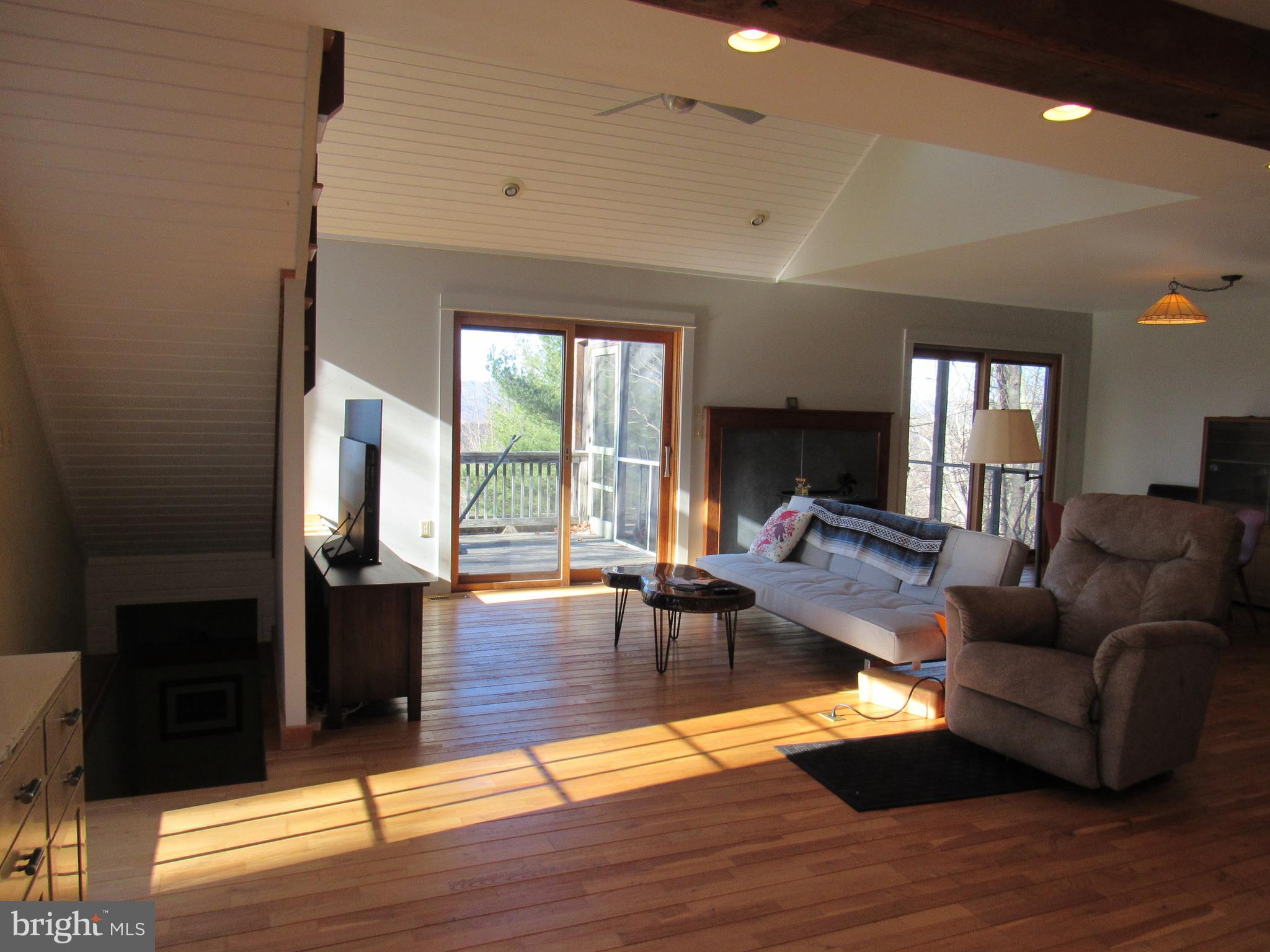 755 MOONSHINE HOLLOW