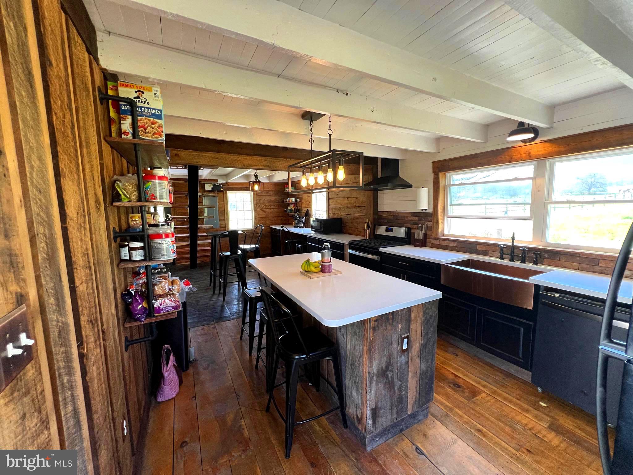 250 LOWER PINE GROVE ROAD