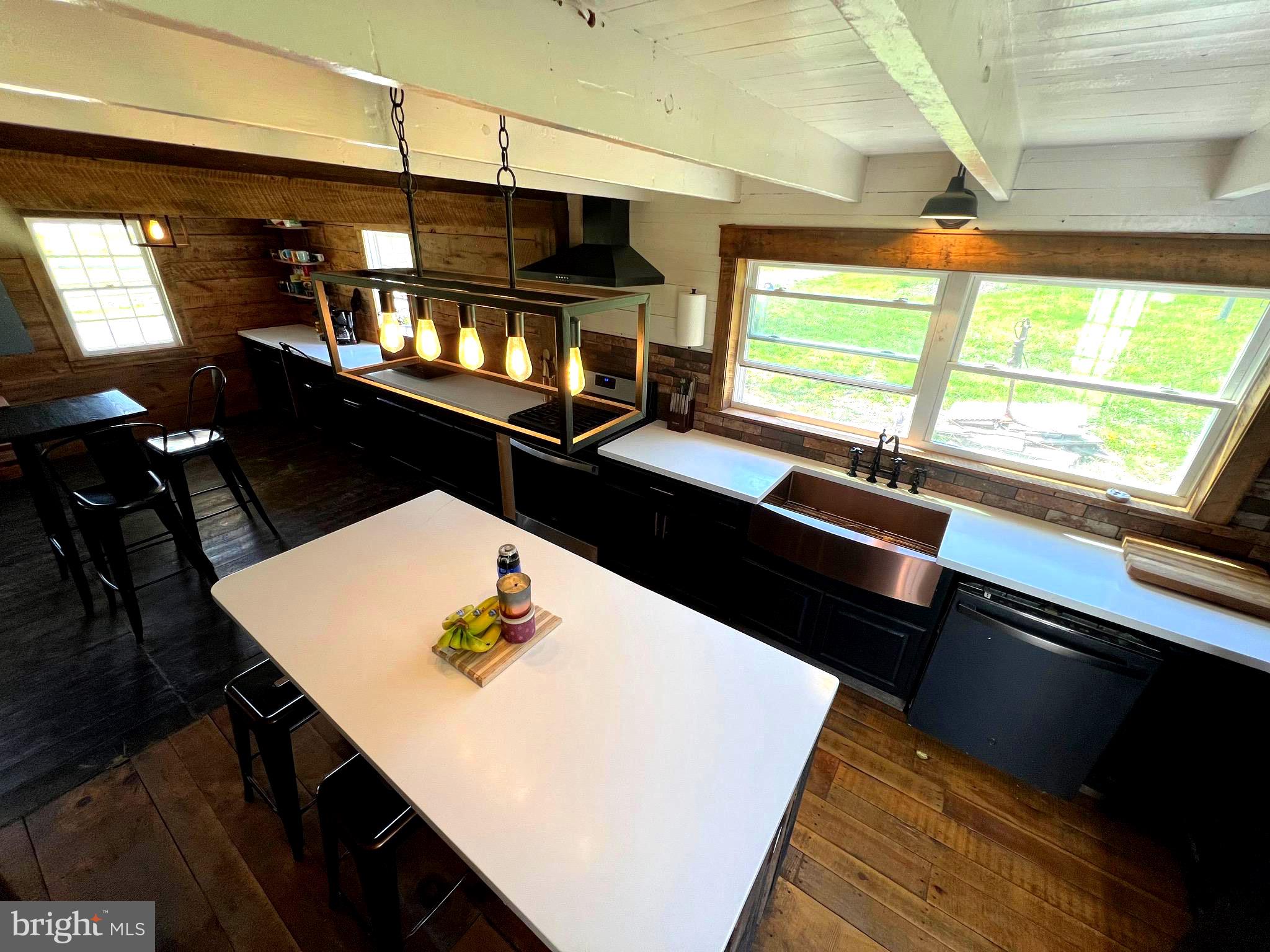 250 LOWER PINE GROVE ROAD