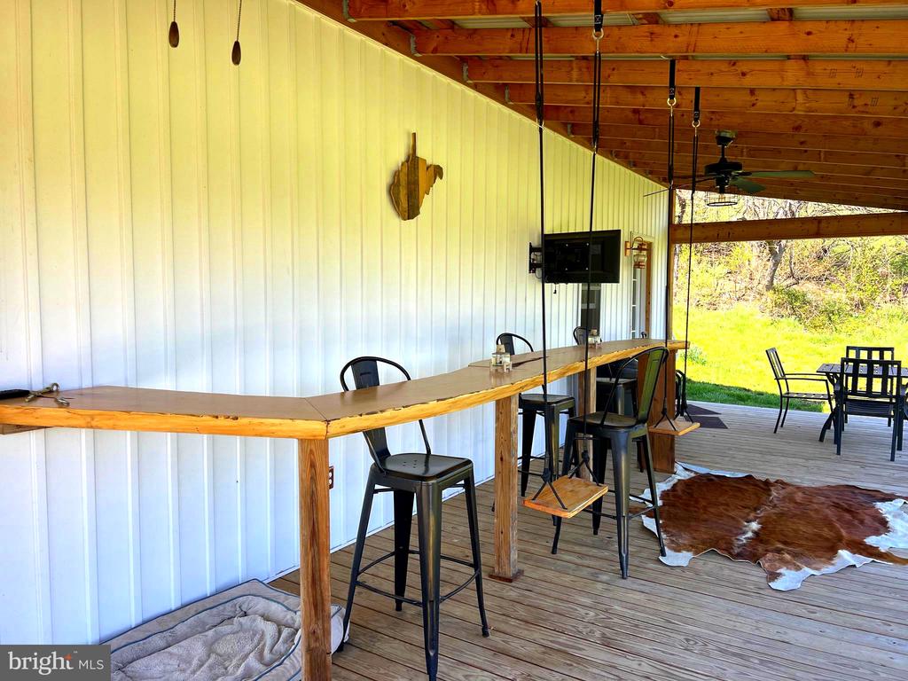 250 LOWER PINE GROVE ROAD