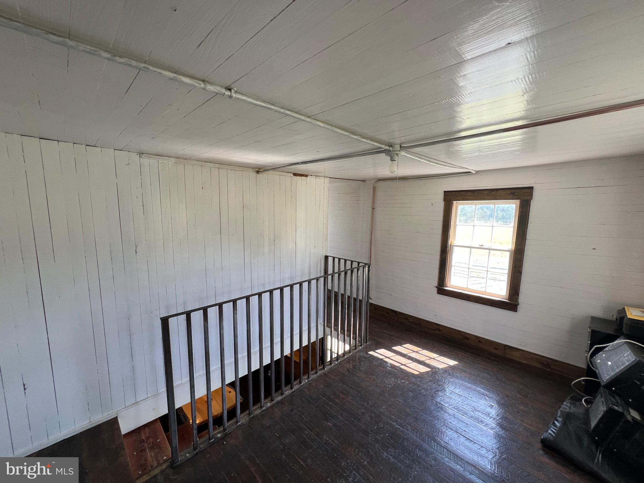 250 LOWER PINE GROVE ROAD