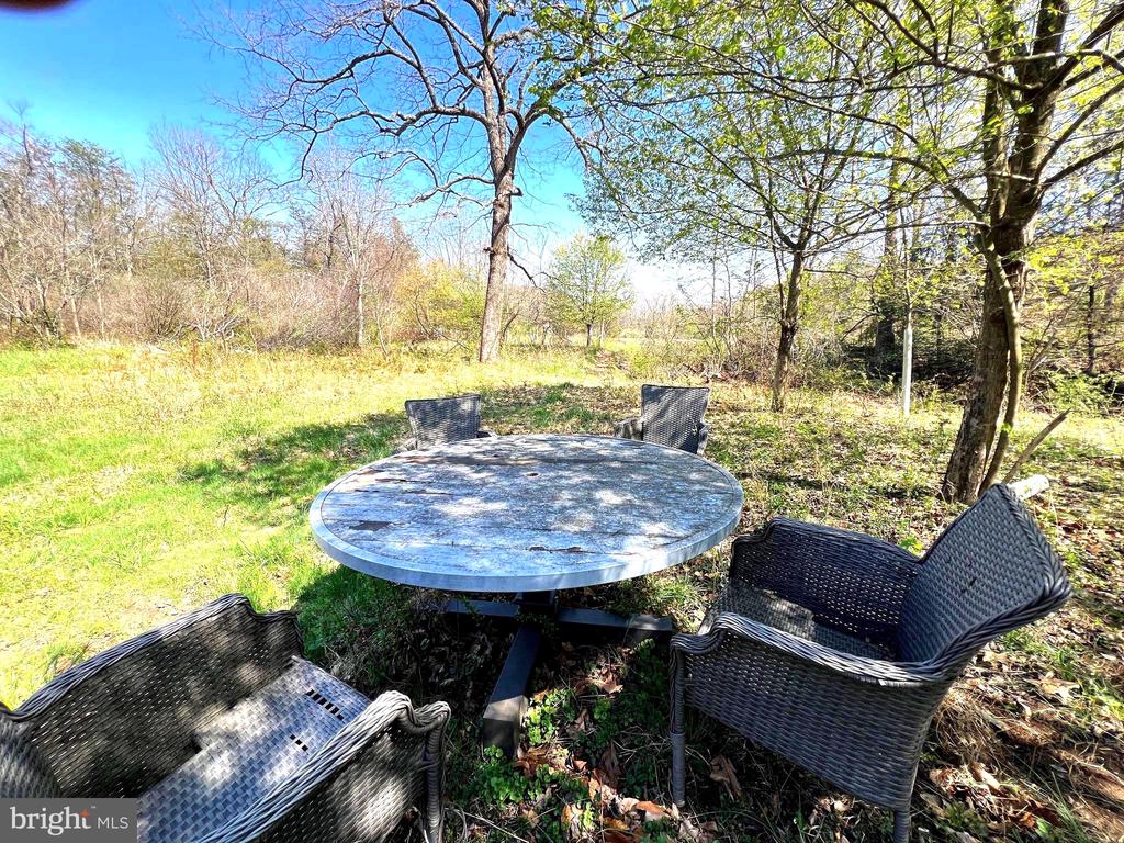 250 LOWER PINE GROVE ROAD