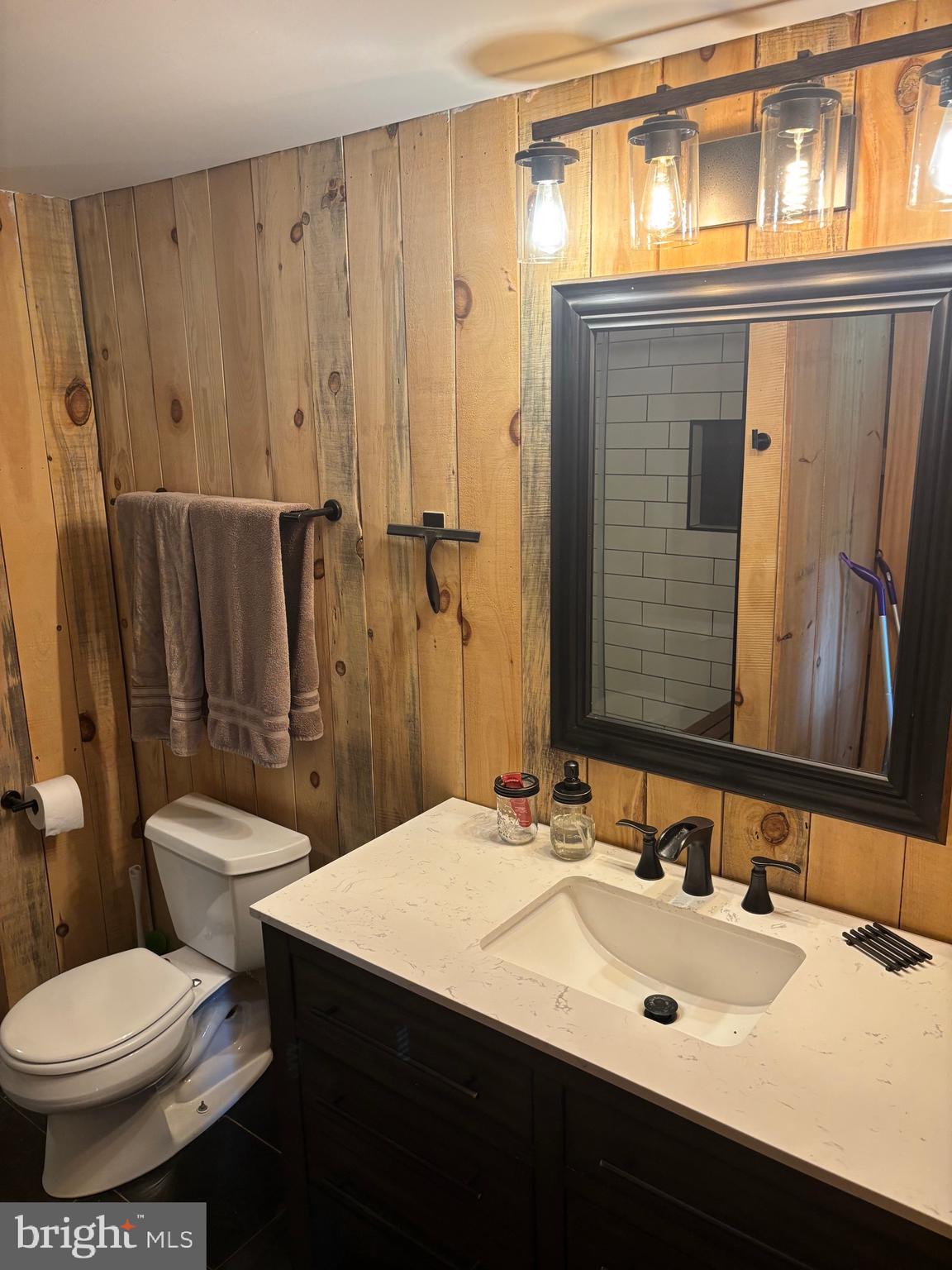 250 LOWER PINE GROVE ROAD