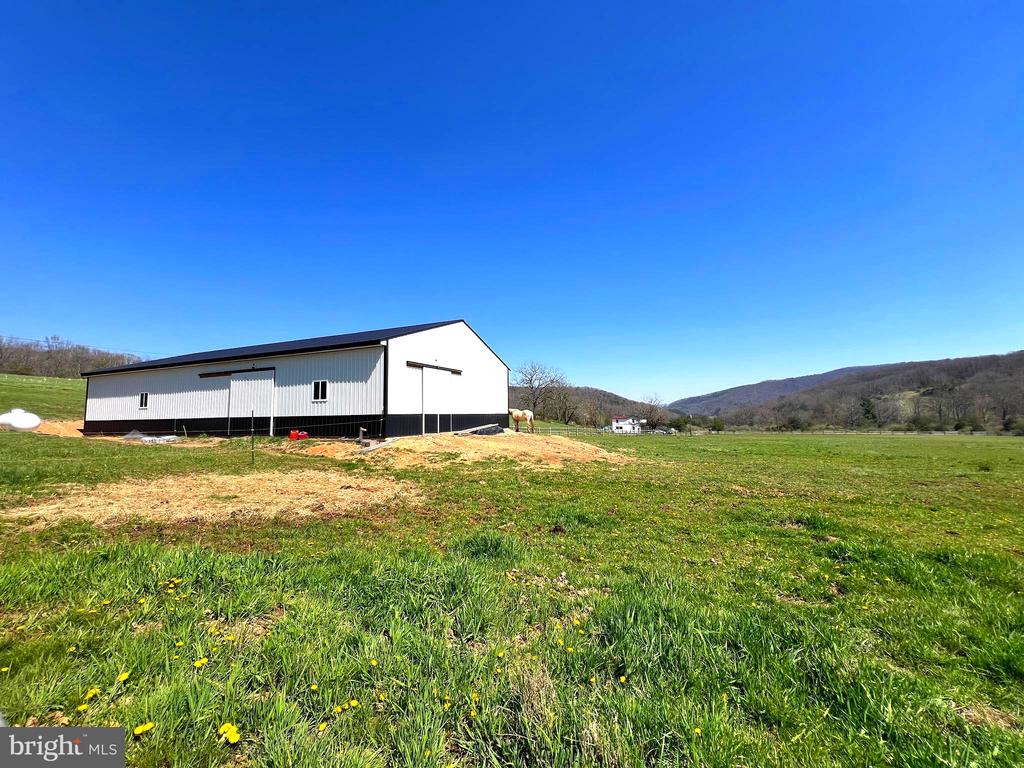 250 LOWER PINE GROVE ROAD