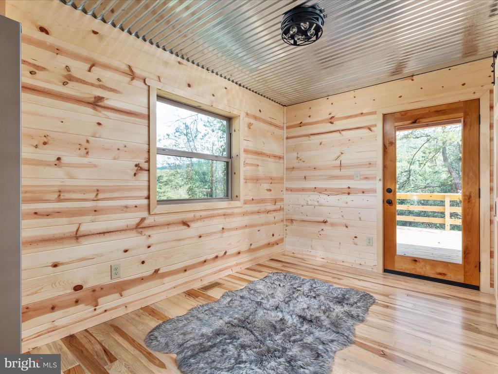120 HONEYMOON HOLLOW ROAD