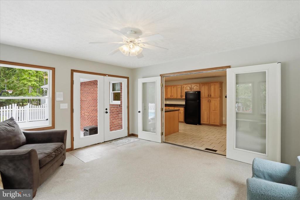 435 SUMMIT DRIVE