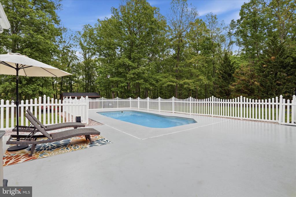 435 SUMMIT DRIVE