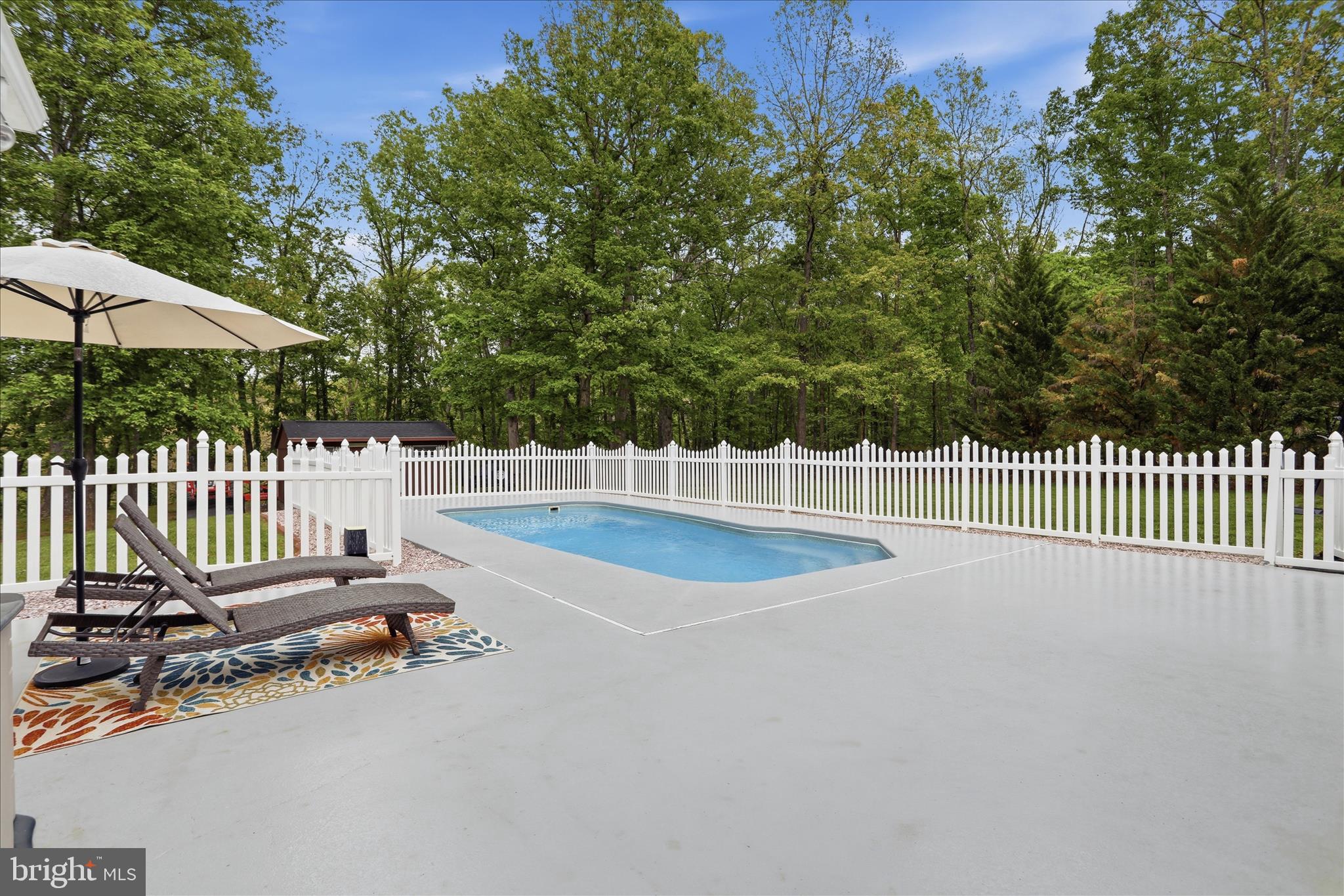 435 SUMMIT DRIVE