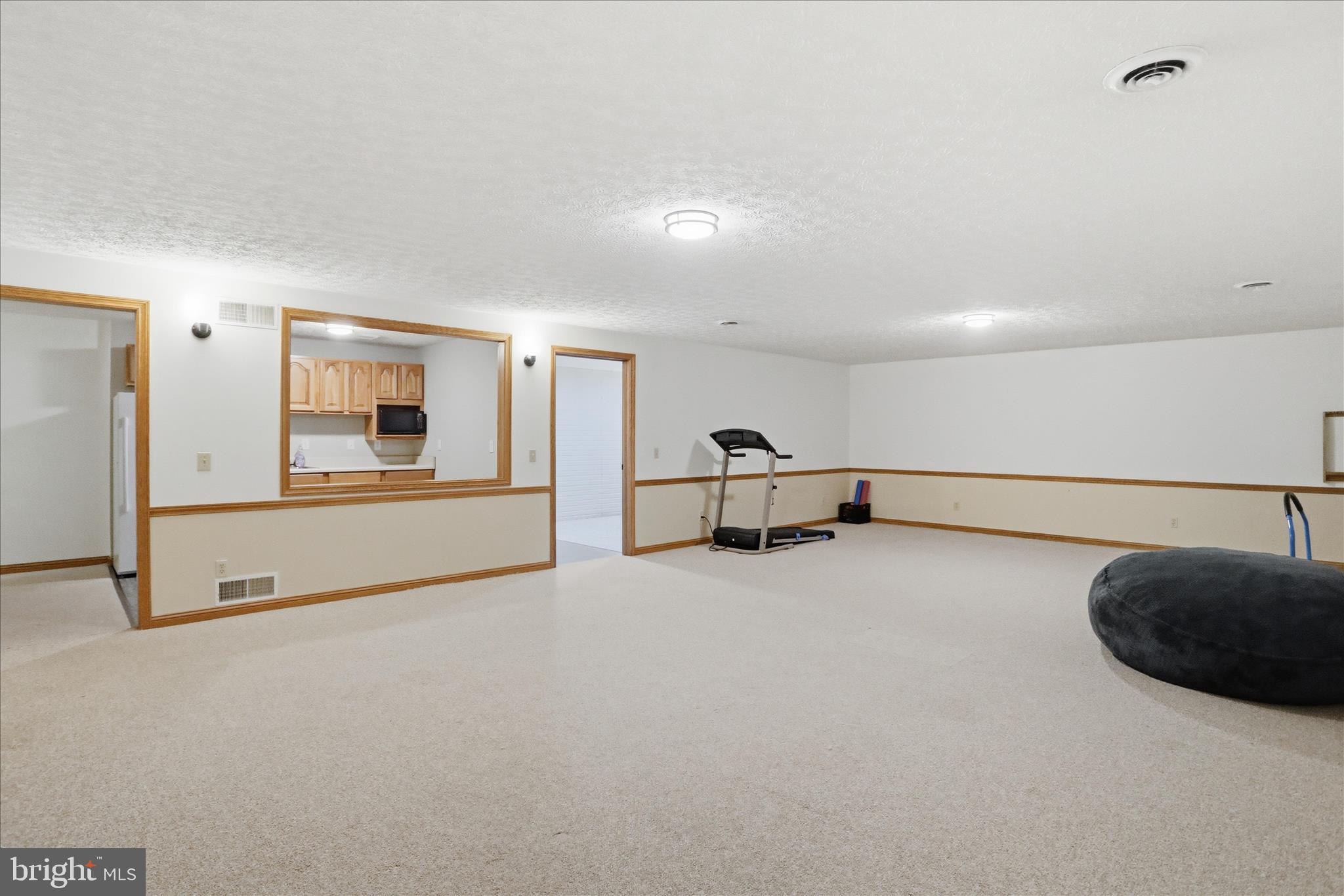 435 SUMMIT DRIVE