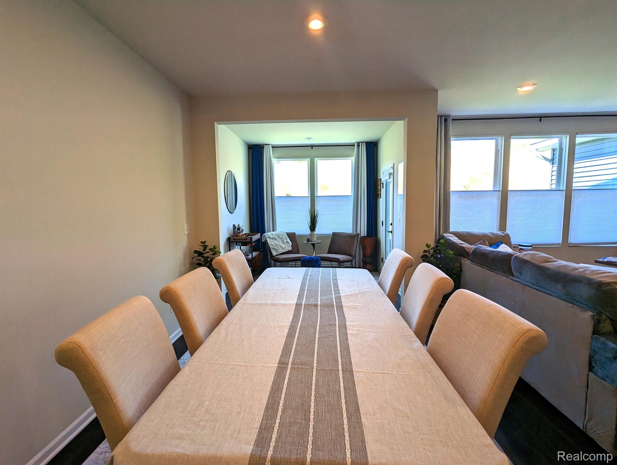 4709 BROOMFIELD Way