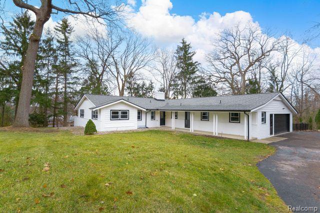 1315 LONE PINE Road