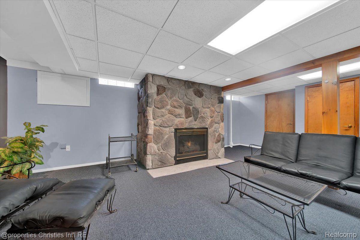 38655 FILLY Drive