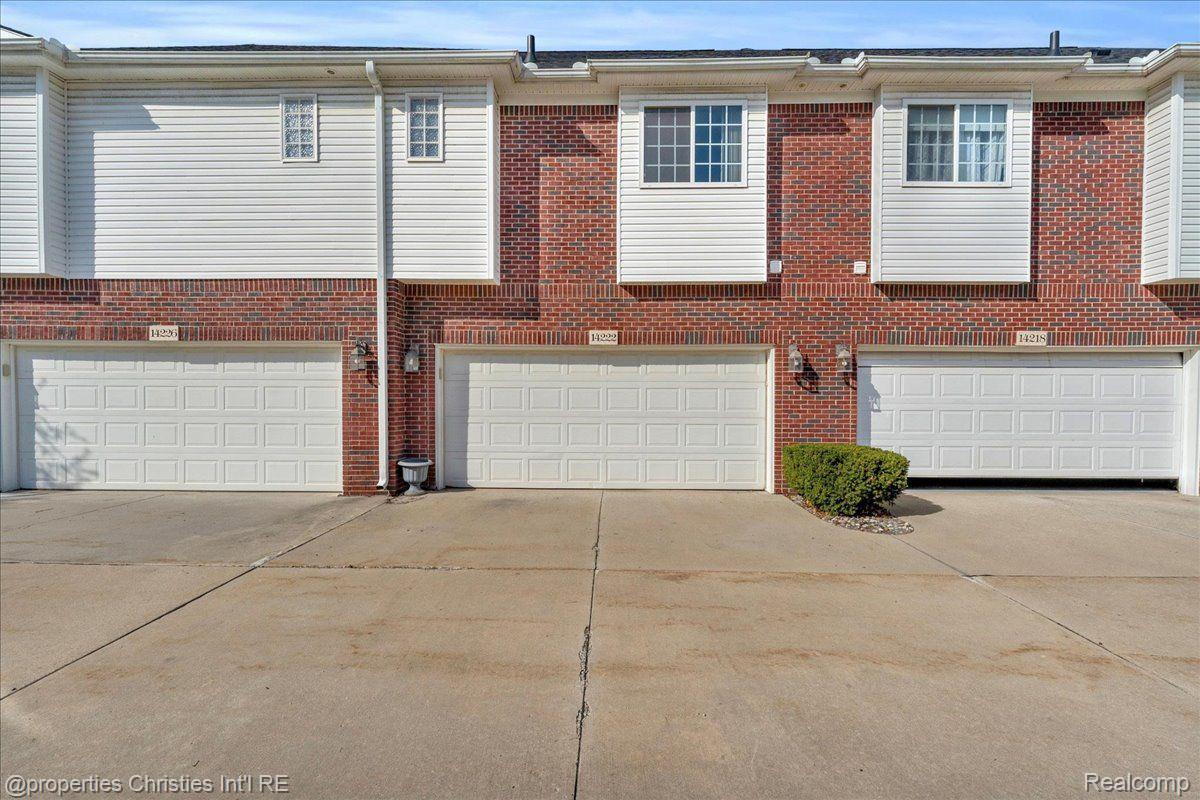 14222 MORAVIAN MANOR Circle