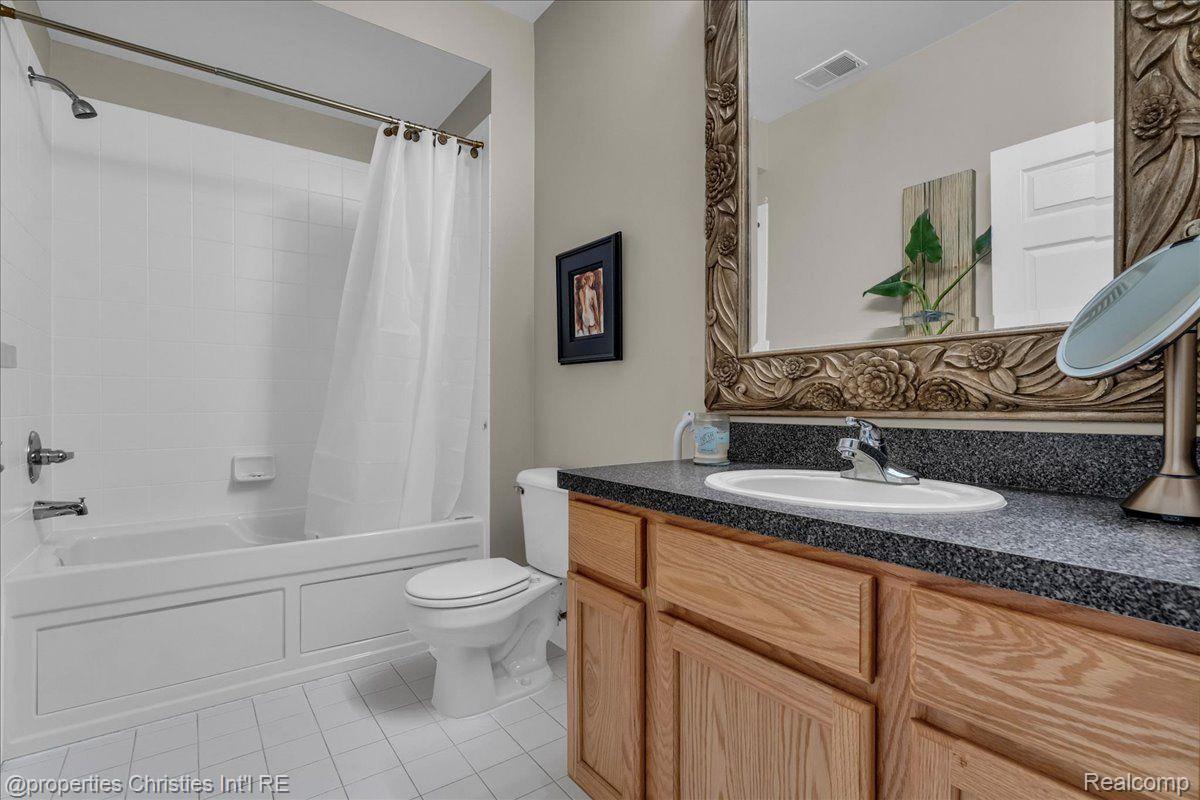 14222 MORAVIAN MANOR Circle