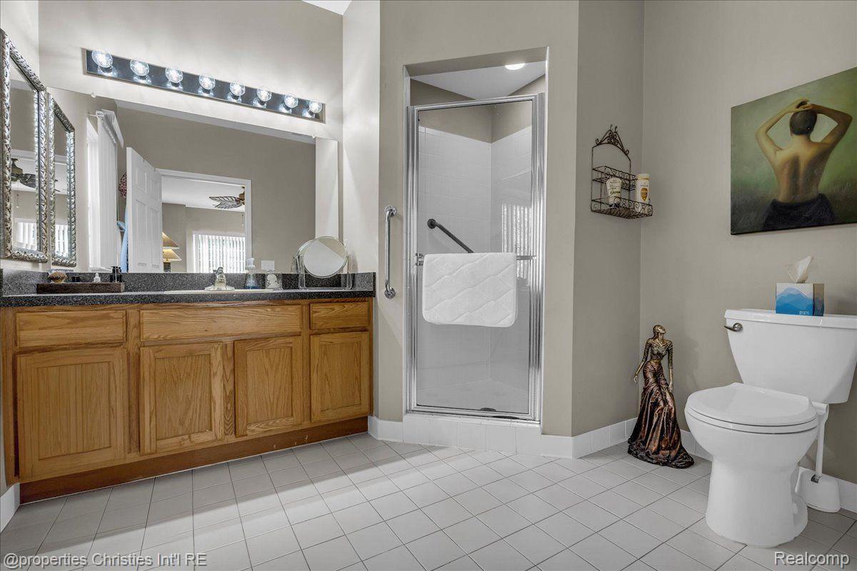 14222 MORAVIAN MANOR Circle