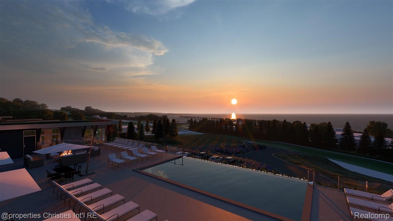 3575 Charlevoix Avenue 13