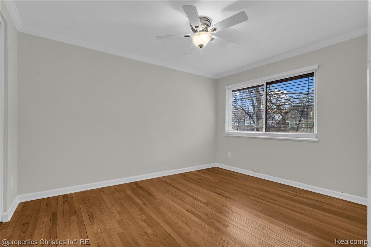 1039 N Old Woodward Avenue 3