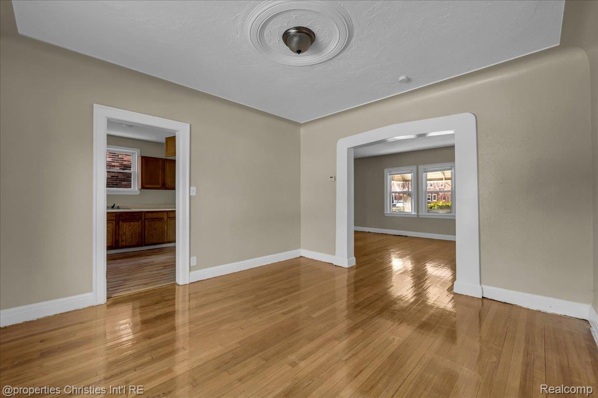 17600 Santa Barbara Drive