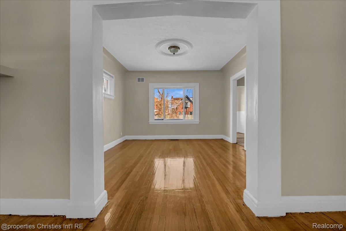 17600 Santa Barbara Drive