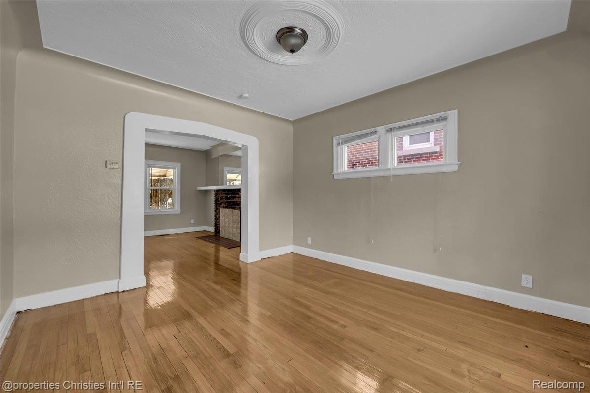 17600 Santa Barbara Drive