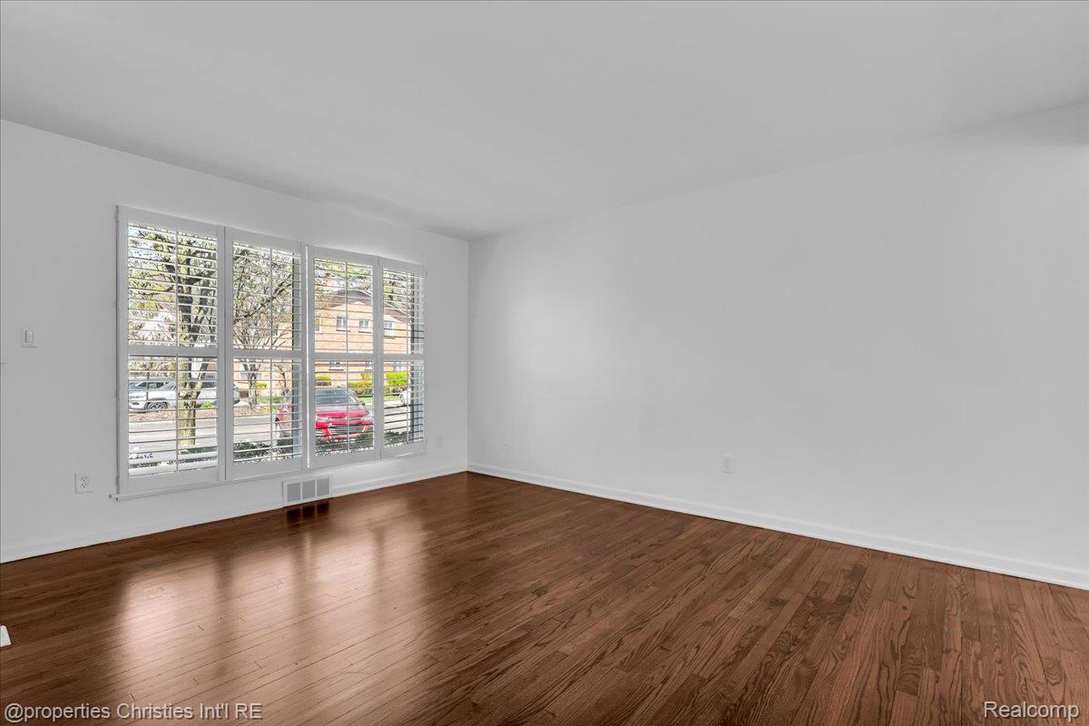 1035 N Old Woodward Avenue