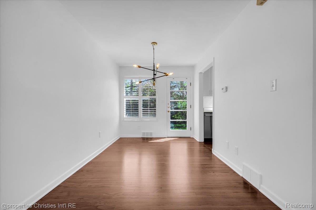 1035 N Old Woodward Avenue