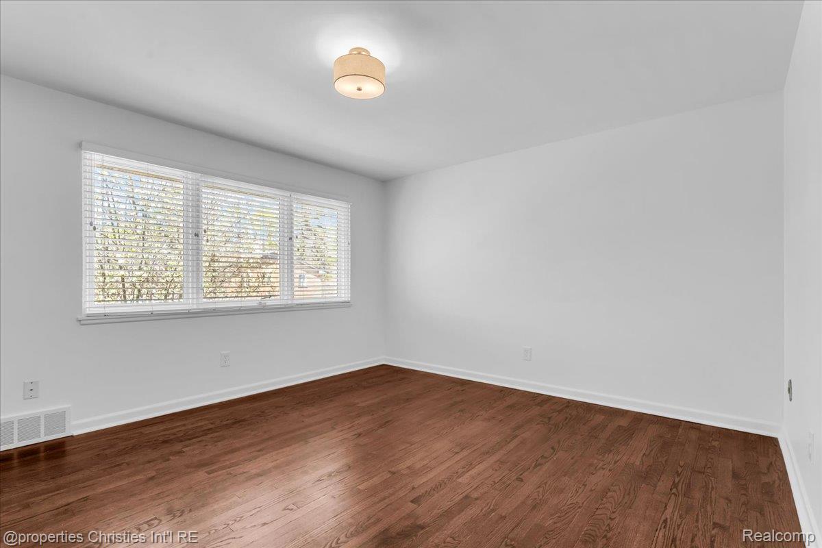 1035 N Old Woodward Avenue