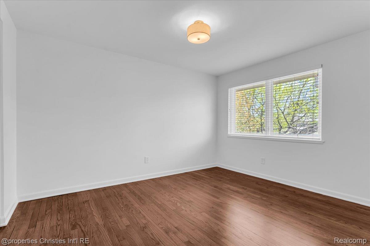 1035 N Old Woodward Avenue