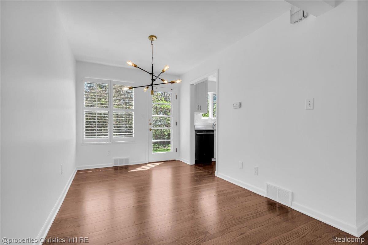 1035 N Old Woodward Avenue
